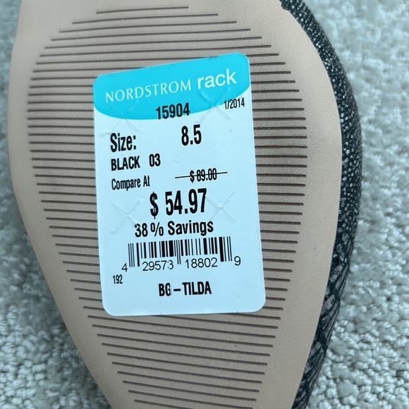 BCBG flats - Picture 4 of 4